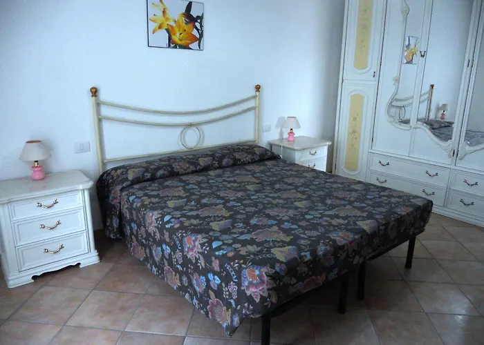 Appartamenti Santa Teresa Gallura 圣特雷莎加卢拉